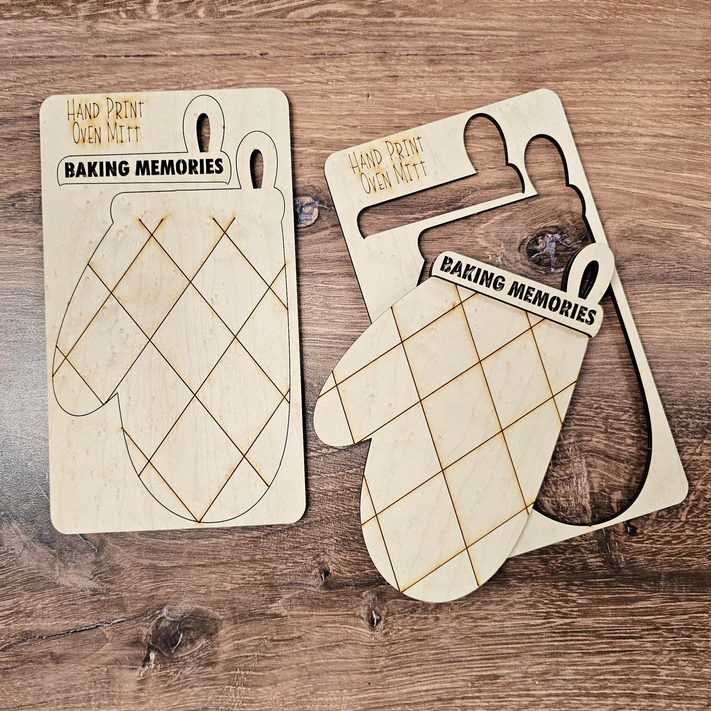 Baking Memories Oven Mitt